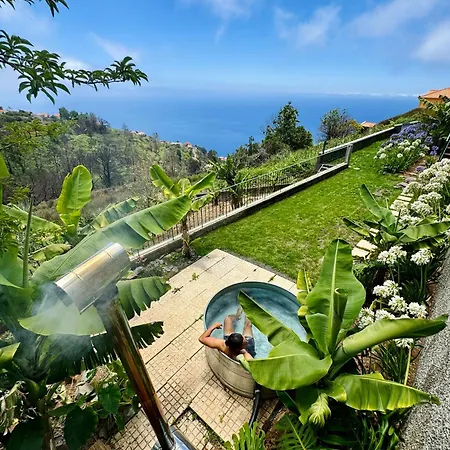 Meerblick - 3-bett Mit Terrassen & Hot-tub * Fajã da Ovelha